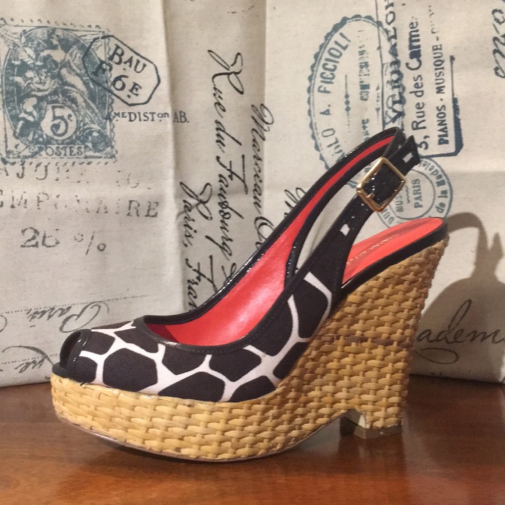 Banana Republic giraffe wedge sandal